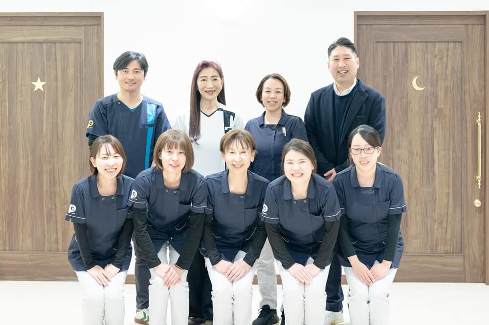 キービジュアル_スタッフ